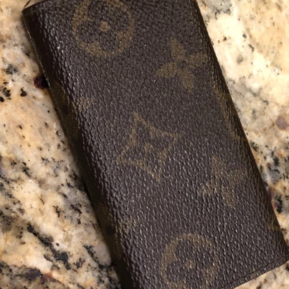 AS IS - Authentic Pre Loved Louis Vuitton Key Holder - Picture 7 of 8